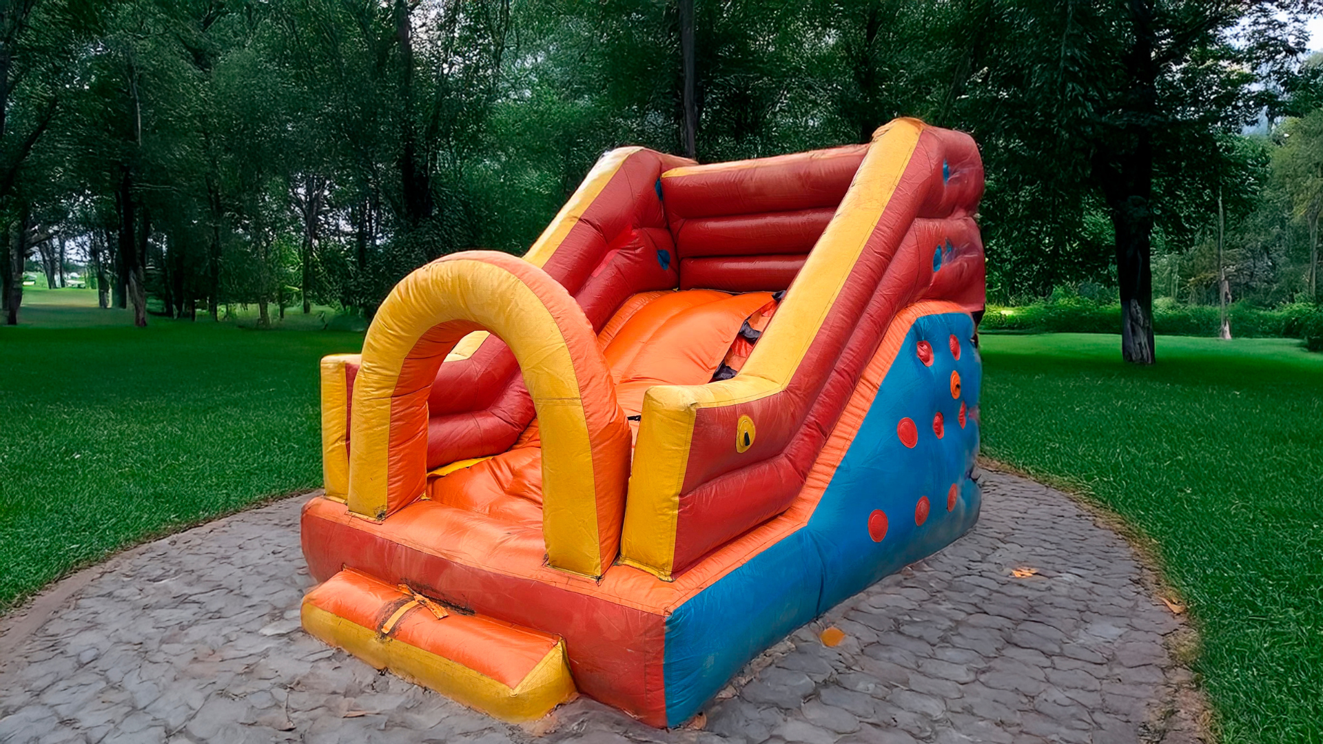 Escorregador Amarelo